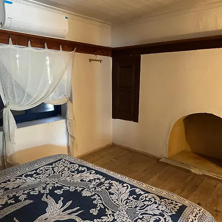 Togo Iztuzu Stonehouse-3 * Bogazagzi